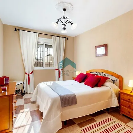 Almendro Villa *
